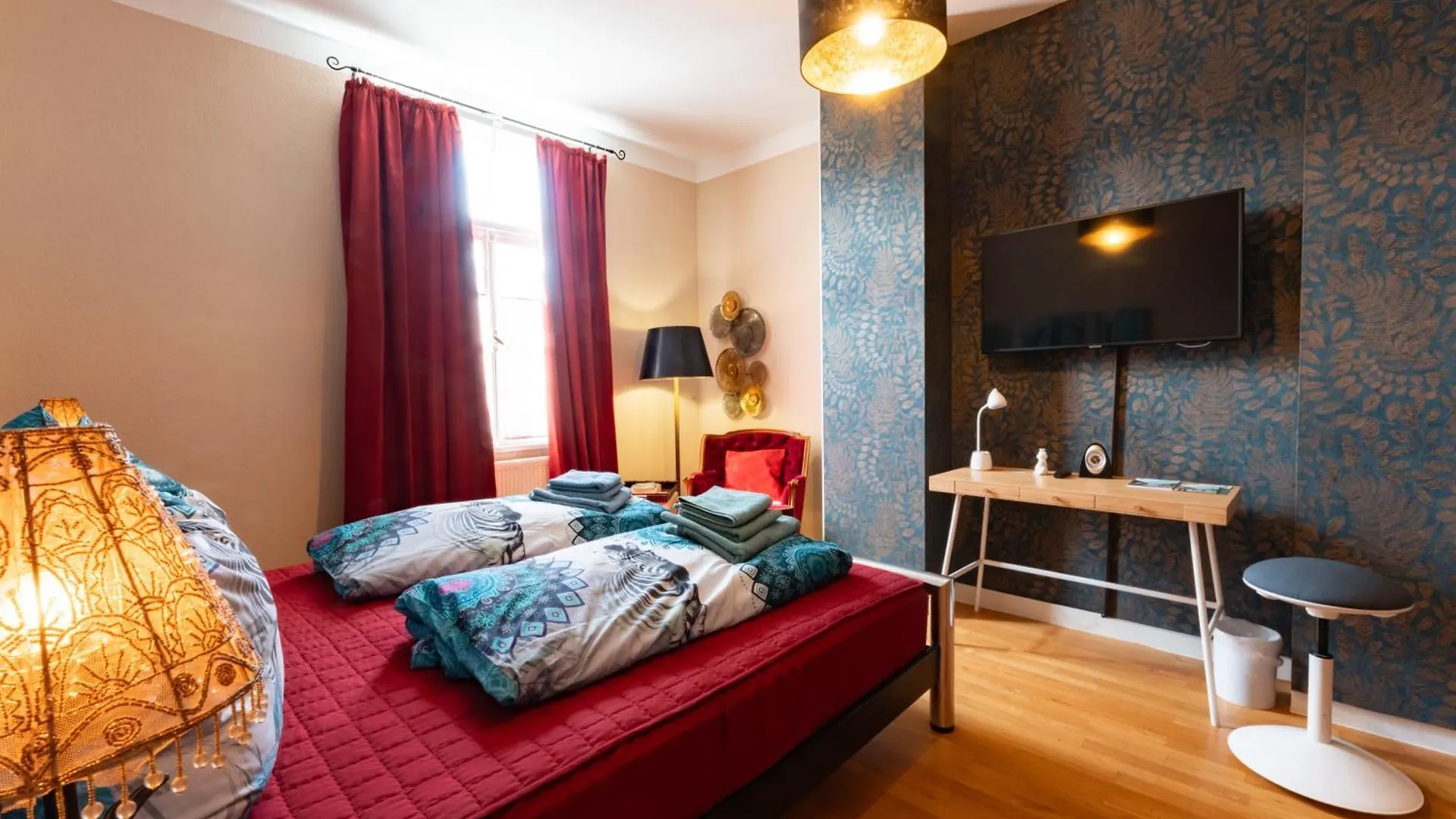 Aab Apartment 80Qm Mit 2 Schlafzimmern, Self-Check-In Mit Wlan Und Gratis Parkplatz Am Haus Μπαντ Κίσινγκεν Γερμανία