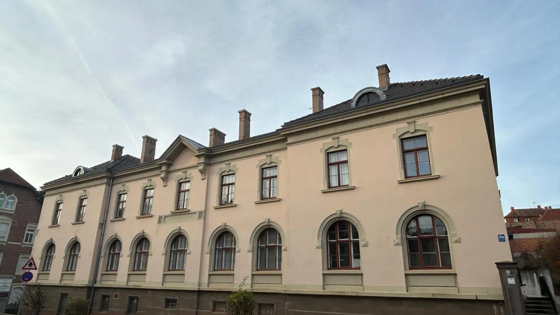 Aab Apartment 80Qm Mit 2 Schlafzimmern, Self-Check-In Mit Wlan Und Gratis Parkplatz Am Haus Bad Kissingen