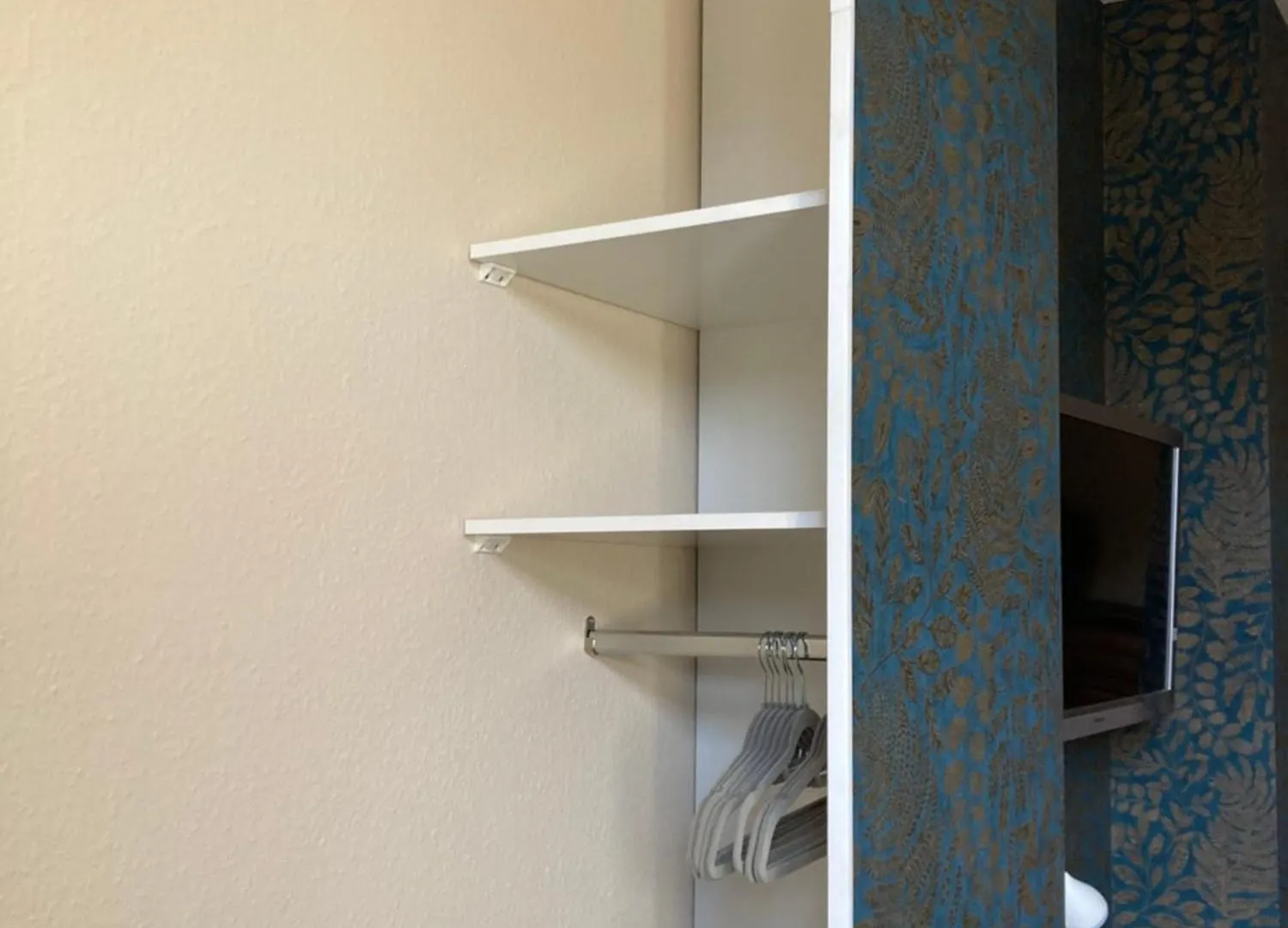 Aab Apartment 80Qm Mit 2 Schlafzimmern, Self-Check-In Mit Wlan Und Gratis Parkplatz Am Haus Bad Kissingen